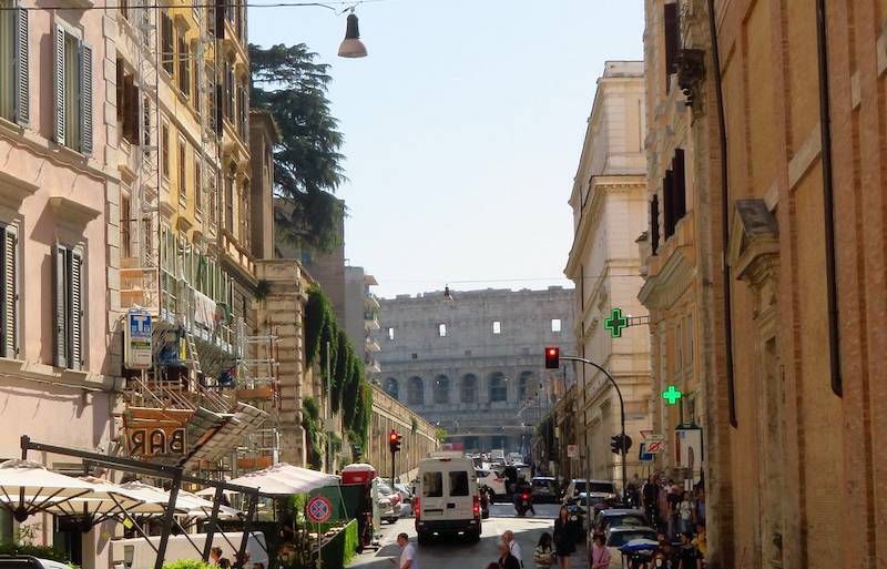 Rione Monti: Il Quartiere Pittoresco nel Cuore di Roma