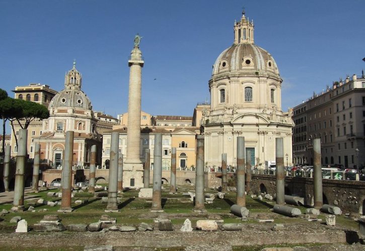 Visita alla Colonna Traiana a Roma: una storia militare a spirale