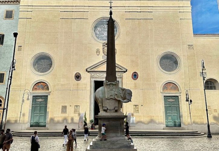 Chiesa di Santa Maria sopra Minerva: una gemma gotica nel cuore di Roma